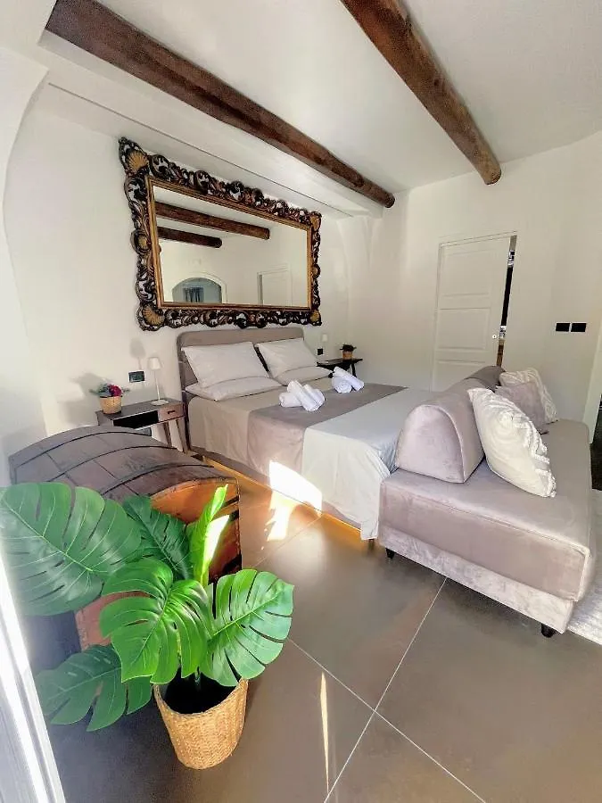 Liborio Homes Katania